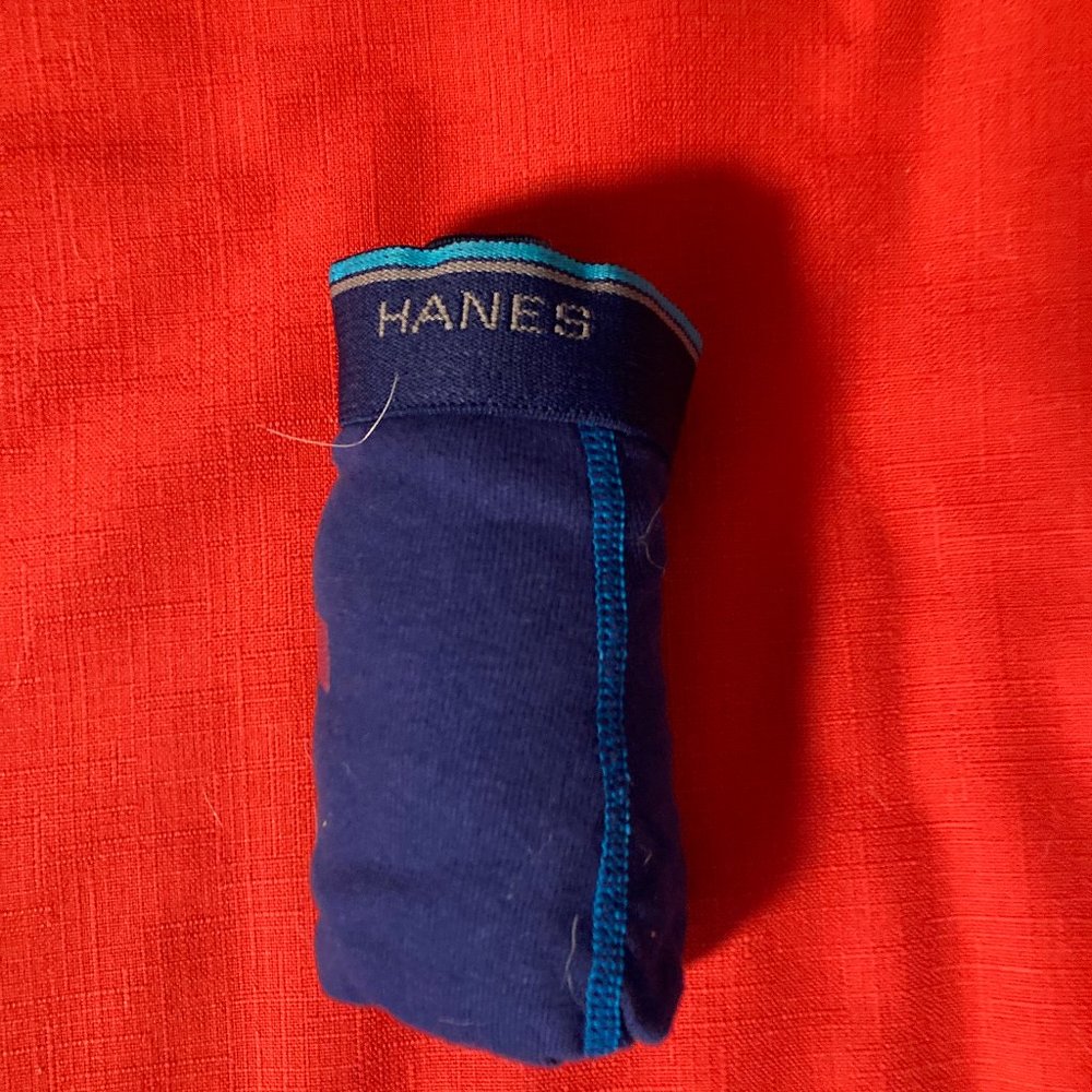 medium hanes underwear